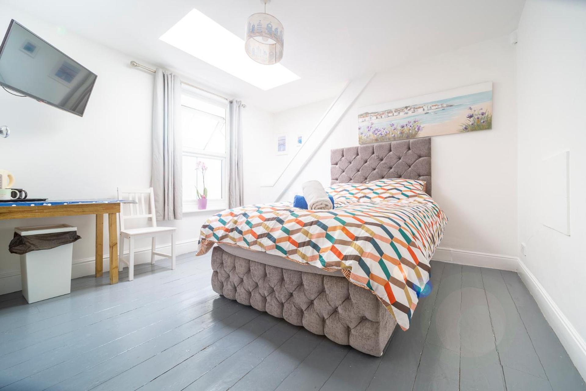 Palace Surf Lodge New Quay Екстериор снимка