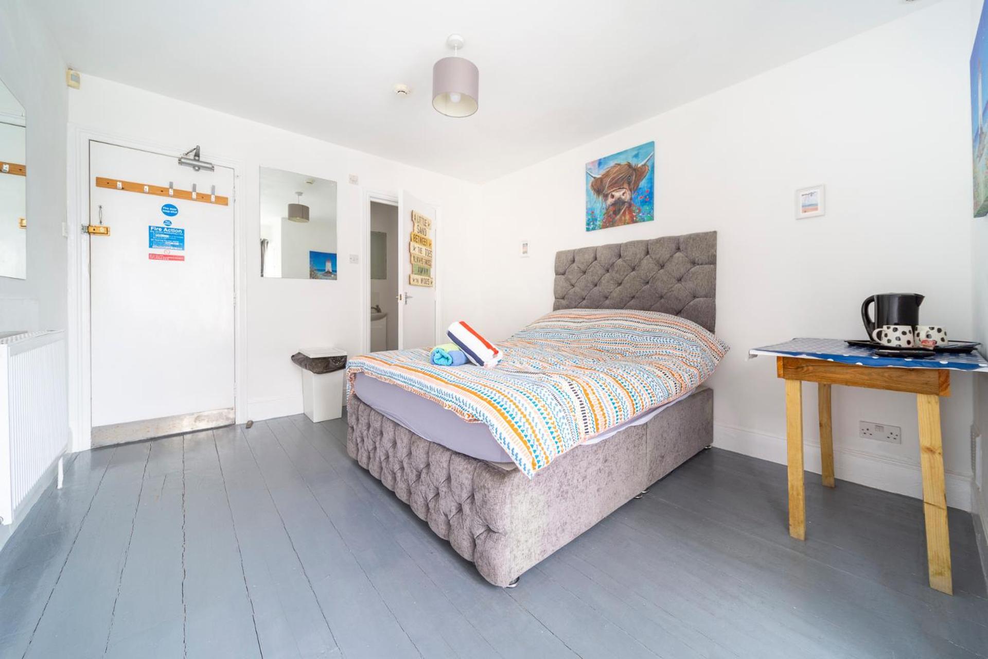 Palace Surf Lodge New Quay Екстериор снимка