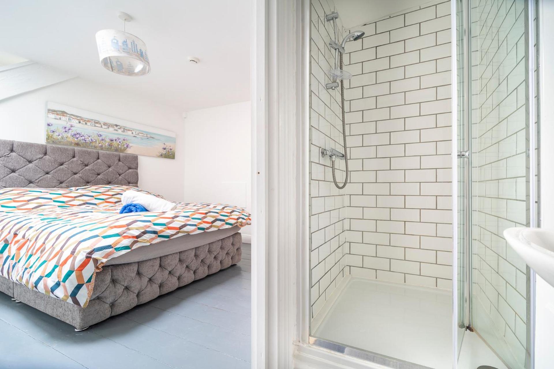 Palace Surf Lodge New Quay Екстериор снимка