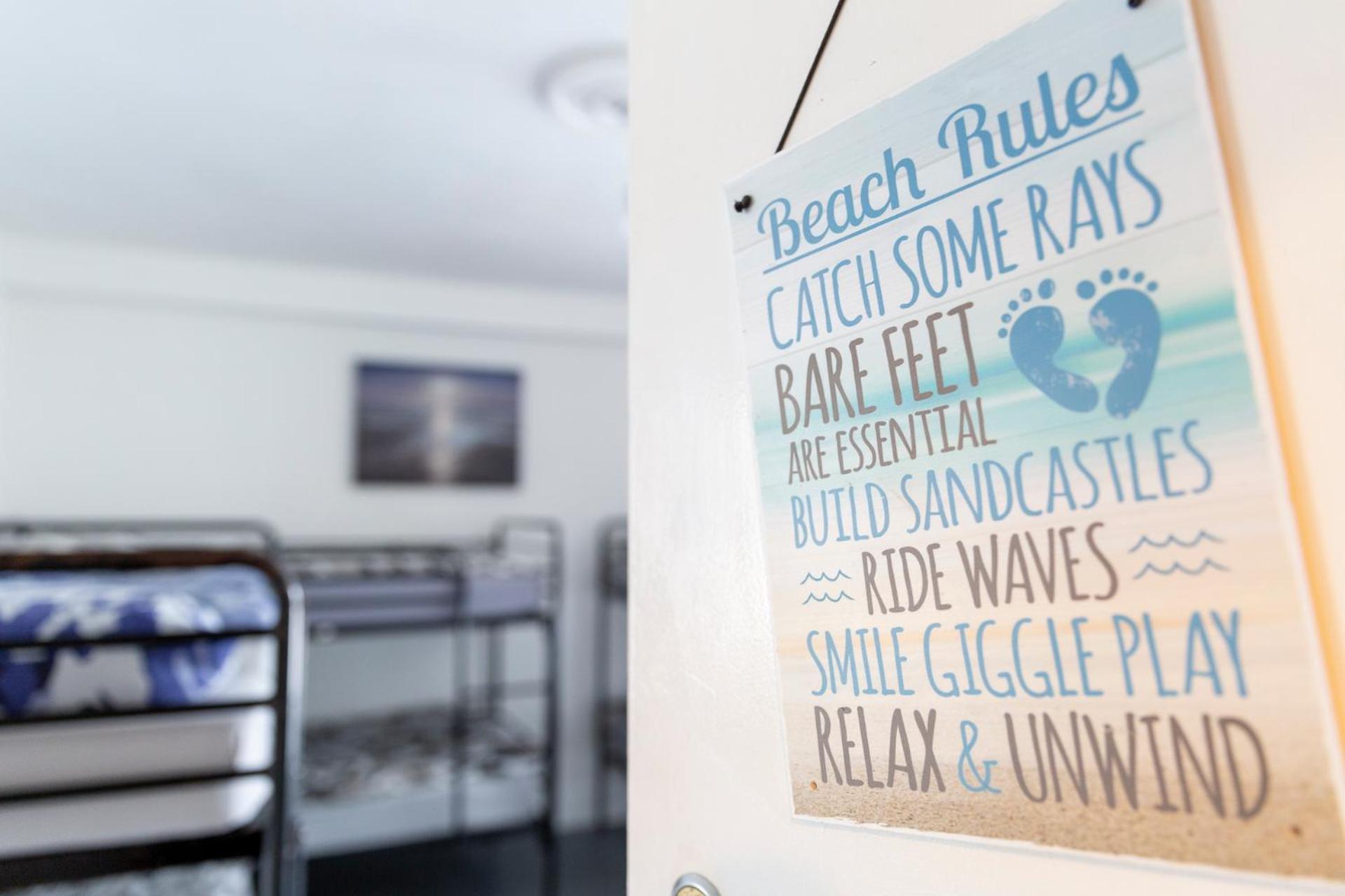 Palace Surf Lodge New Quay Екстериор снимка